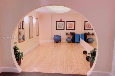 Снять в аренду кондоминиум в Холливуд, Флорида 1 спальня, 64.1м2, № 1988091 - фото 7