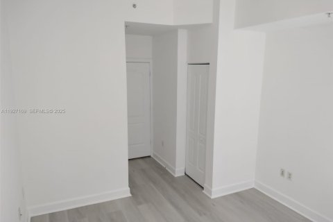 Снять в аренду кондоминиум в Холливуд, Флорида 1 спальня, 64.1м2, № 1988091 - фото 16