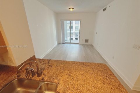 Снять в аренду кондоминиум в Холливуд, Флорида 1 спальня, 64.1м2, № 1988091 - фото 12