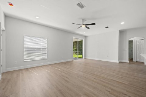 House in North Port, Florida 3 bedrooms, 187.66 sq.m. № 2425398 - photo 25