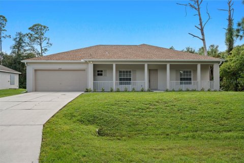 House in North Port, Florida 3 bedrooms, 187.66 sq.m. № 2425398