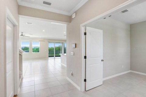 House in Wesley Chapel, Florida 4 bedrooms, 256.04 sq.m. № 1792154 - photo 21