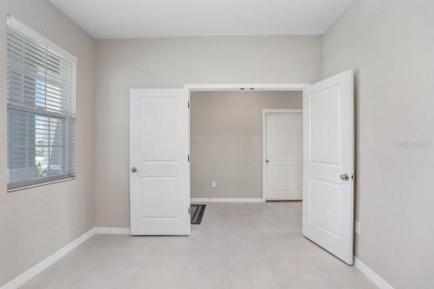 House in Wesley Chapel, Florida 4 bedrooms, 256.04 sq.m. № 1792154 - photo 23