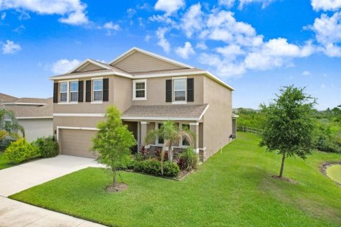 House in Wesley Chapel, Florida 4 bedrooms, 256.04 sq.m. № 1792154 - photo 3