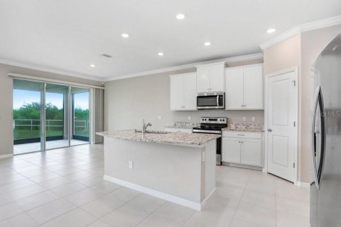 House in Wesley Chapel, Florida 4 bedrooms, 256.04 sq.m. № 1792154 - photo 29