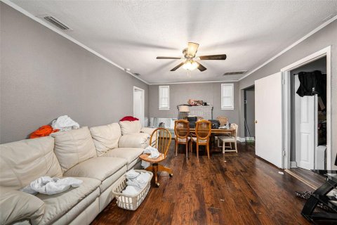 Propiedad comercial en venta en Tampa, Florida, 5 dormitorios, 126.9 m2 № 1906601 - foto 3