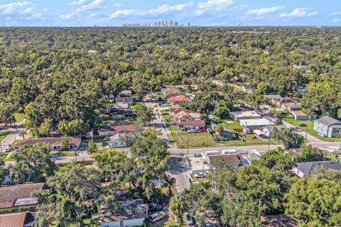 Propiedad comercial en venta en Tampa, Florida, 5 dormitorios, 126.9 m2 № 1906601 - foto 26