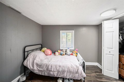 Propiedad comercial en venta en Tampa, Florida, 5 dormitorios, 126.9 m2 № 1906601 - foto 11