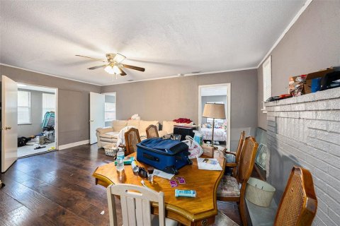 Propiedad comercial en venta en Tampa, Florida, 5 dormitorios, 126.9 m2 № 1906601 - foto 5