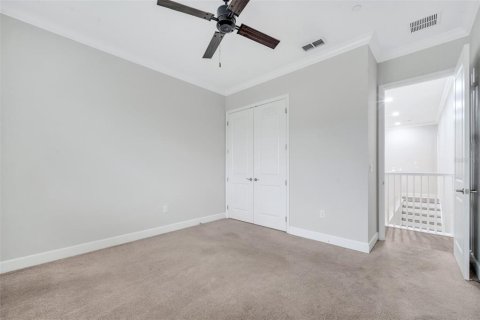 Townhouse in Orlando, Florida 4 bedrooms, 180.69 sq.m. № 1719191 - photo 22