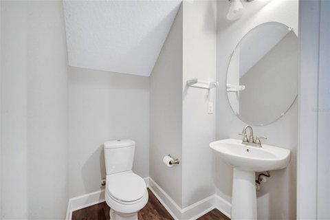 Townhouse in Orlando, Florida 4 bedrooms, 180.69 sq.m. № 1719191 - photo 24