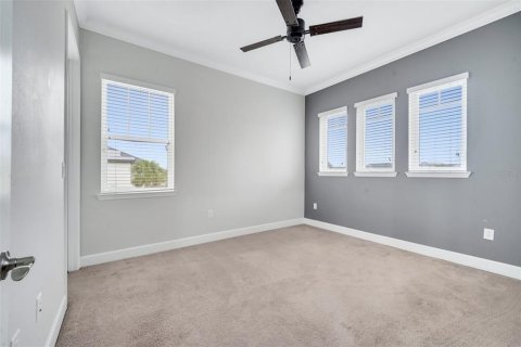 Townhouse in Orlando, Florida 4 bedrooms, 180.69 sq.m. № 1719191 - photo 23