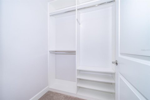 Townhouse in Orlando, Florida 4 bedrooms, 180.69 sq.m. № 1719191 - photo 21