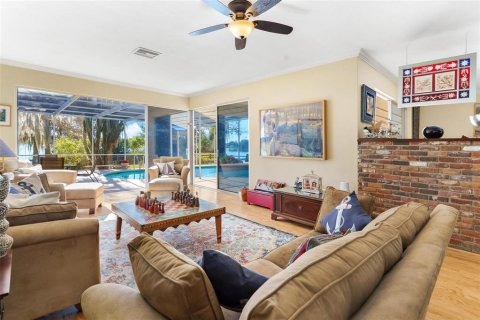 Casa en venta en Umatilla, Florida, 3 dormitorios, 220.92 m2 № 2218477 - foto 8