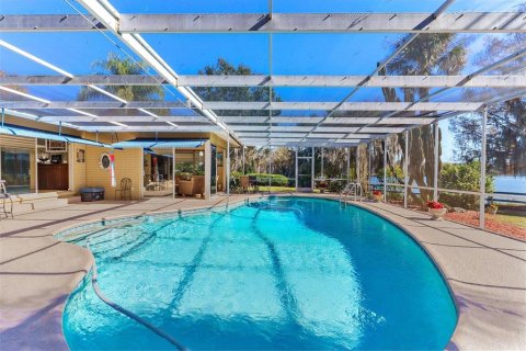 Casa en venta en Umatilla, Florida, 3 dormitorios, 220.92 m2 № 2218477 - foto 3