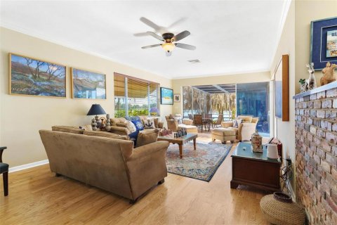 Casa en venta en Umatilla, Florida, 3 dormitorios, 220.92 m2 № 2218477 - foto 12