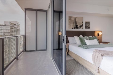 Condo in Miami, Florida, 1 bedroom  № 2081921 - photo 6