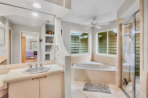 Casa en venta en Sarasota, Florida, 4 dormitorios, 234.3 m2 № 2385716 - foto 26