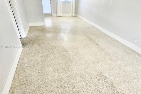 Copropriété à vendre à Fort Lauderdale, Floride: 1 chambre, 53.88 m2 № 2001163 - photo 2