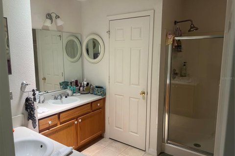 House in Winter Garden, Florida 4 bedrooms, 204.29 sq.m. № 2216880 - photo 8