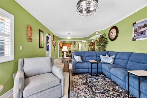 Condo in New Port Richey, Florida, 2 bedrooms № 2134703 - photo 20