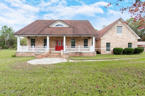 House in Glen Saint Mary, Florida 4 bedrooms, 294.78 sq.m. № 841066 - photo 1