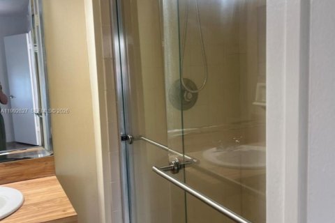 Купить кондоминиум в Хайалиа, Флорида 2 спальни, 71.53м2, № 2062491 - фото 14