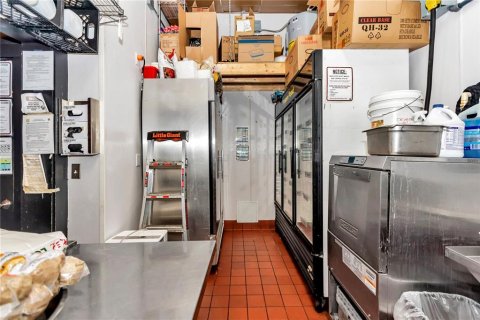 Propiedad comercial en venta en Gainesville, Florida, 334.45 m2 № 1559663 - foto 29
