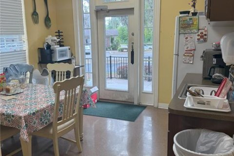Propiedad comercial en alquiler en Ocala, Florida, 348.2 m2 № 1782960 - foto 6