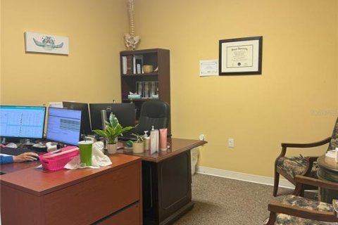 Immobilier commercial à louer à Ocala, Floride: 348.2 m2 № 1782960 - photo 9