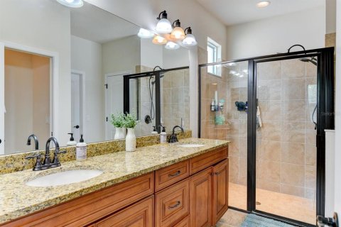 House in Sarasota, Florida 4 bedrooms, 172.89 sq.m. № 1916136 - photo 27