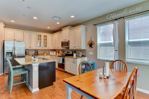 House in Sarasota, Florida 4 bedrooms, 172.89 sq.m. № 1916136 - photo 19