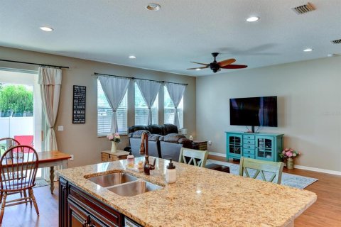 House in Sarasota, Florida 4 bedrooms, 172.89 sq.m. № 1916136 - photo 16