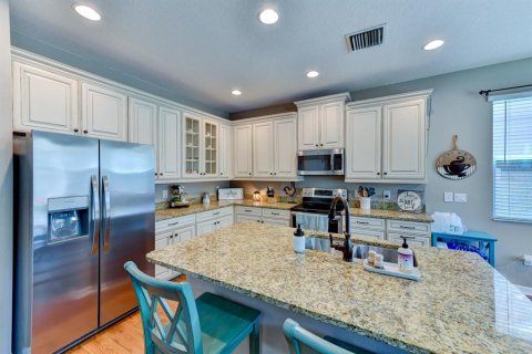 House in Sarasota, Florida 4 bedrooms, 172.89 sq.m. № 1916136 - photo 10