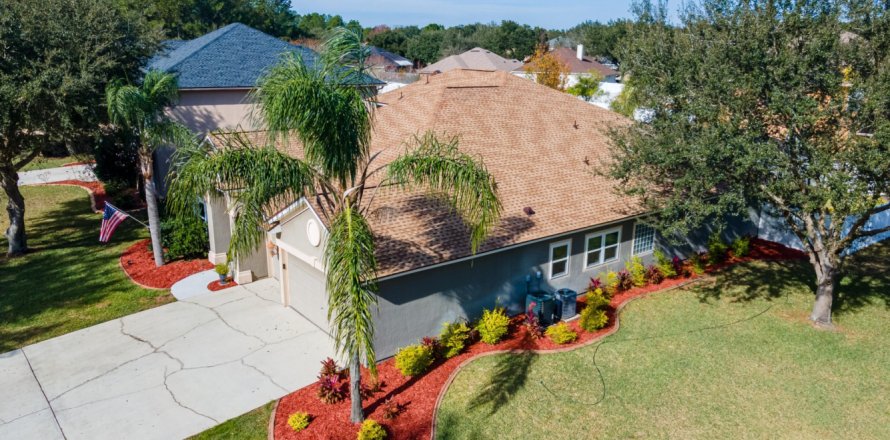 Casa en Orange Park, Florida 5 dormitorios, 288 m2 № 889588