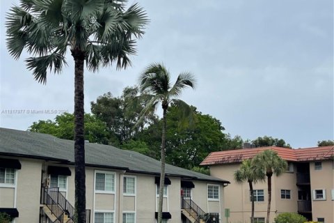 Condo in Deerfield Beach, Florida, 2 bedrooms  № 1937535 - photo 26