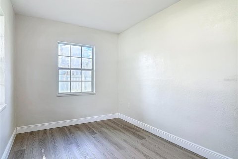 House in Sanford, Florida 2 bedrooms, 95.69 sq.m. № 1841927 - photo 24