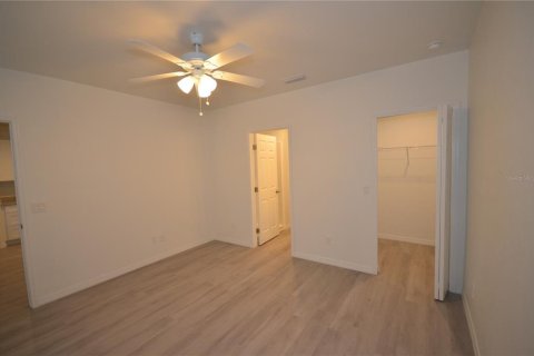 Casa en alquiler en Fort Myers, Florida, 4 dormitorios, 116.78 m2 № 2091477 - foto 4