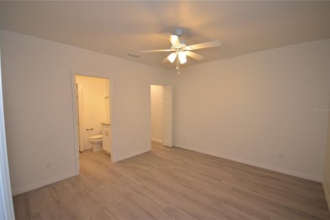 Casa en alquiler en Fort Myers, Florida, 4 dormitorios, 116.78 m2 № 2091477 - foto 3