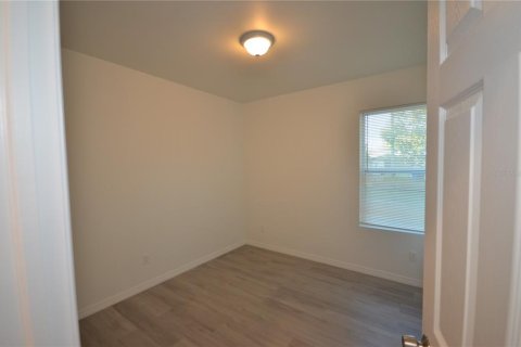 Casa en alquiler en Fort Myers, Florida, 4 dormitorios, 116.78 m2 № 2091477 - foto 8