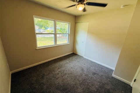 House in Gainesville, Florida 3 bedrooms, 108.51 sq.m. № 2225015 - photo 13