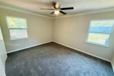 House in Gainesville, Florida 3 bedrooms, 108.51 sq.m. № 2225015 - photo 11