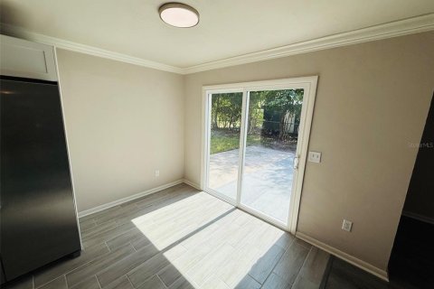 House in Gainesville, Florida 3 bedrooms, 108.51 sq.m. № 2225015 - photo 10
