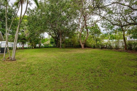 House in Pinecrest, Florida 3 bedrooms, 193.24 sq.m. № 2087109 - photo 9