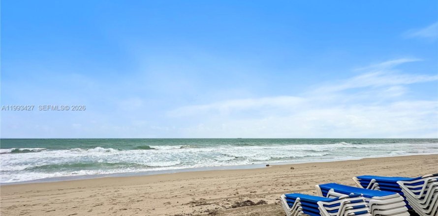 Condo à Bal Harbour, Floride, 1 chambre  № 2090891
