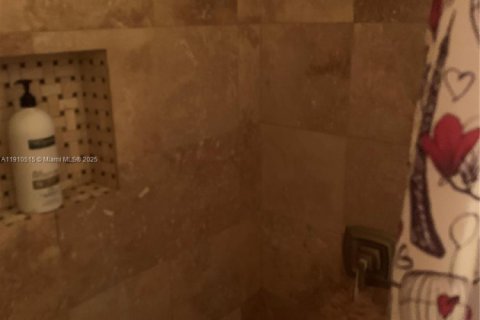 Villa ou maison à vendre à North Lauderdale, Floride: 3 chambres, 102.19 m2 № 1966659 - photo 27