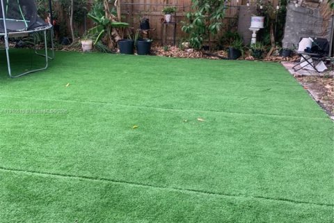 Villa ou maison à vendre à North Lauderdale, Floride: 3 chambres, 102.19 m2 № 1966659 - photo 17