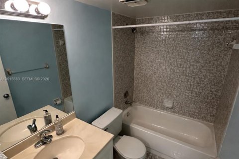 Copropriété à vendre à Plantation, Floride: 2 chambres, 127.28 m2 № 2089484 - photo 18