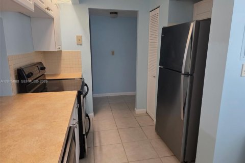 Copropriété à vendre à Plantation, Floride: 2 chambres, 127.28 m2 № 2089484 - photo 7