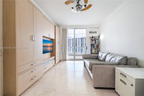 Купить кондоминиум в Авентура, Флорида 3 спальни, 226.68м2, № 2153882 - фото 26